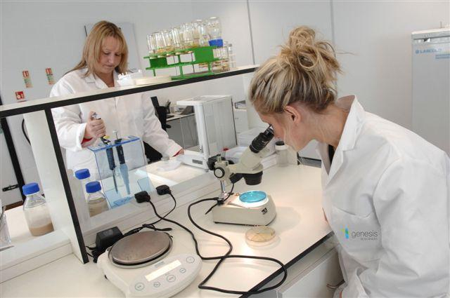 Geurbestrijder Genesis Biosciences op Interclean