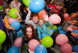 Sinterklaas opent Ronald McDonald Huis Arnhem