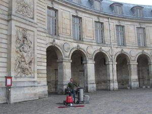 Versailles schoon met Verhagen