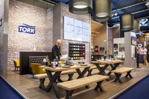 Tork faciliteert fast casual foodhal op Horecava