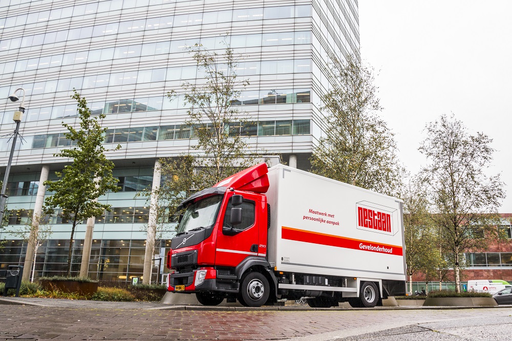 Gevelreiniging van de toekomst met nieuwe DiBO reinigingstruck